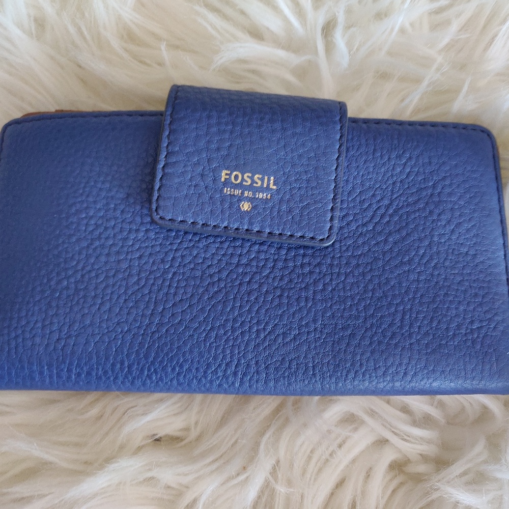 Genuine Leather Fossil Deep Blue Wallet